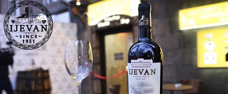 FB3E0AB5-6B71-4A7C-A417-97A834D847DE